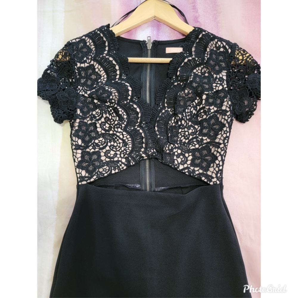 This beautiful classic/sexy dress size 8 but run small size black